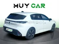Usado Peugeot 308 Allure 131 CV (96 kW) 2022 Blanco Berlina