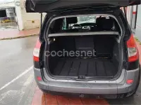 Usado Renault Scénic II 110 CV (80 kW) 2008 Negro Monovolumen