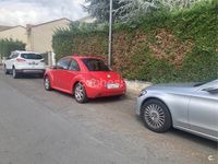 Usado VW New Beetle 100 CV (73 kW) 2004 Rojo Utilitario