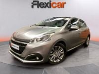 Usado Peugeot 208 Allure 82 CV (60 kW) 2018 Gris Utilitario