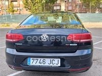 Usado VW Passat Advance 120 CV (88 kW) 2015 Negro Berlina