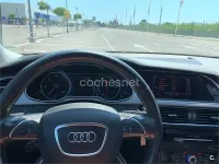 Usado Audi A4 143 CV (105 kW) 2013 Negro Familiar