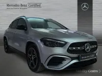 Usado Mercedes GLA200 AMG line 150 CV (110 kW) 2024 Plata hightech SUV