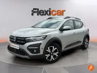Usado Dacia Sandero Comfort 91 CV (66 kW) 2021 Gris