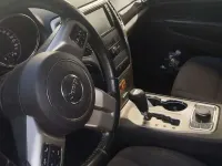 Usado Jeep Grand Cherokee Laredo 190 CV (139 kW) 2011 Gris SUV