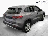 Begagnad Mercedes GLA200 150 HK (110 kW) 2024 Grå SUV