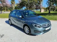 Usado Mercedes B200 136 CV (100 kW) 2015 Azul Monovolumen