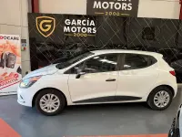 Usado Renault Clio IV Business 75 CV (55 kW) 2018 Blanco Berlina