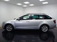 Usado Skoda Octavia Ambition 116 CV (85 kW) 2018 Gris Familiar