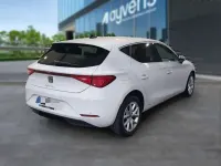 Usado Seat Leon Style 116 CV (85 kW) 2026 Blanco Familiar