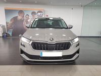 Usado Skoda Karoq Ambition 115 CV (84 kW) 2022 Gris / plata SUV