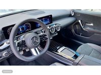 Usado Mercedes A180 AMG line 136 CV (100 kW) 2024 Plateado Berlina