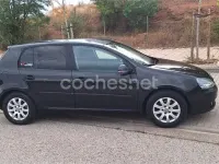 Usado VW Golf IV Highline 105 CV (77 kW) 2006 Negro Berlina