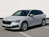 Usado Skoda Scala Style 150 CV (110 kW) 2023 Gris Utilitario