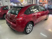 Usado Citroën C4 92 CV (67 kW) 2006 Rojo Berlina
