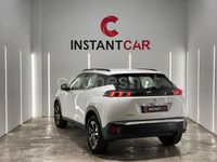 Usado Peugeot 2008 Active 100 CV (73 kW) 2021 Blanco SUV