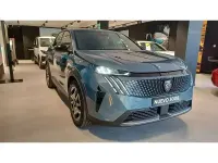 Usado Peugeot e-3008 Allure 157 kW (214 CV) 2024 Azul SUV