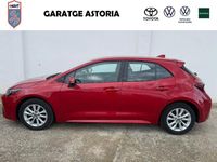 Usado Toyota Corolla Active 140 CV (102 kW) 2024 Granate Berlina