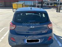 Usado Hyundai i10 Blackline 87 CV (63 kW) 2015 Azul Utilitario