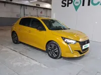Usado Peugeot 208 Allure 100 CV (73 kW) 2023 Dorado Utilitario