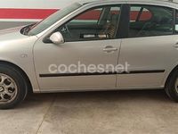 Usado Seat Toledo 125 CV (91 kW) 2000 Gris / plata Berlina