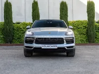 Usado Porsche Cayenne 462 CV (339 kW) 2021 Gris / plata SUV