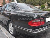 Usado Mercedes E320 Avantgarde 197 CV (144 kW) 2001 Verde Berlina