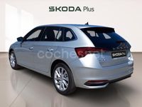 Usado Skoda Scala Selection 115 CV (84 kW) 2024 Gris / plata Utilitario