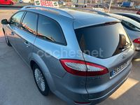 Usado Ford Mondeo Ghia 140 CV (102 kW) 2008 Gris / plata Familiar