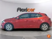 Usado Renault Mégane II Intens 115 CV (84 kW) 2021 Rojo Berlina