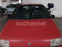 Usado Renault Clio 80 CV (58 kW) 1993 Rojo Berlina