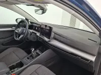 Usado VW Golf VIII 115 CV (84 kW) 2025 Azul Berlina
