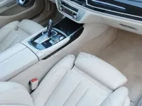 Usado BMW 730L Comfort Edition 258 CV (189 kW) 2016 Gris / plata Berlina