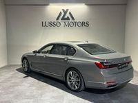 Usado BMW 745e 394 HP (289 kW) 2020 Cinzento Sedan