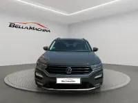 Usado VW T-Roc Advance 150 CV (110 kW) 2022 Gris SUV