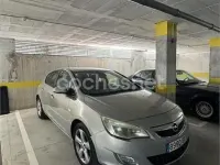 Usado Opel Astra Cosmo 115 CV (84 kW) 2010 Gris / plata Berlina