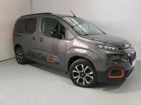 Usado Citroën Berlingo Shine 130 CV (95 kW) 2023 Negro Monovolumen