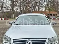 Usado VW Passat 105 CV (77 kW) 2008 Gris / plata Familiar
