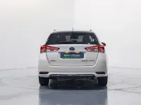 Usado Toyota Auris Touring Sports Active 136 CV (100 kW) 2015 Familiar
