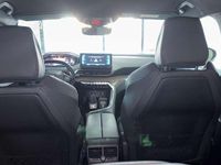 Usado Peugeot 3008 Active 131 CV (96 kW) 2023 Gris / plata SUV