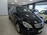 Usado Mercedes B200 140 CV (102 kW) 2007 Negro Monovolumen