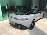 Usado Aston Martin DB11 510 CV (375 kW) 2019 Gris / plata Coupe