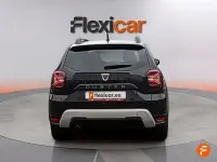 Usado Dacia Duster Comfort 115 CV (84 kW) 2021 Negro SUV