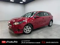 Usado Kia Ceed 136 CV (100 kW) 2022 Granate Utilitario