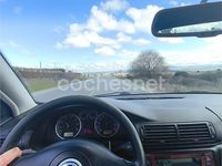 Usado VW Passat Comfortline 150 CV (110 kW) 2001 Azul Familiar