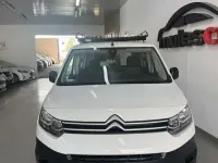 Usado Citroën Berlingo Live 102 CV (75 kW) 2022 Blanco Monovolumen