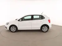Usado VW Polo 75 CV (55 kW) 2017 Blanco Berlina