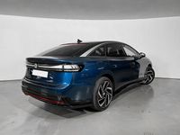 Usado VW ID.7 Pro 209 kW (285 CV) 2024 Azul aguamarina metalizado con techo negro Utilitario