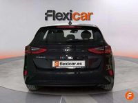 Begagnad Kia Ceed 120 HK (88 kW) 2020 Svart Halvkombi