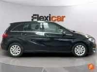 Usado Mercedes B180 122 CV (89 kW) 2017 Negro Monovolumen
